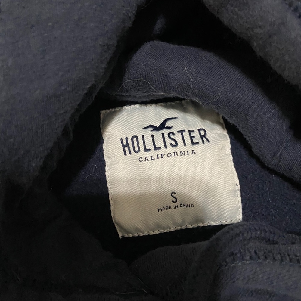 Sweatshirt - Picture 3 of 3